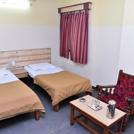S S Residency Sr Nagar Kanteerava Stadium Mallya Hospital Vfs Global Tech Park Bangalore Hotel Exterior foto